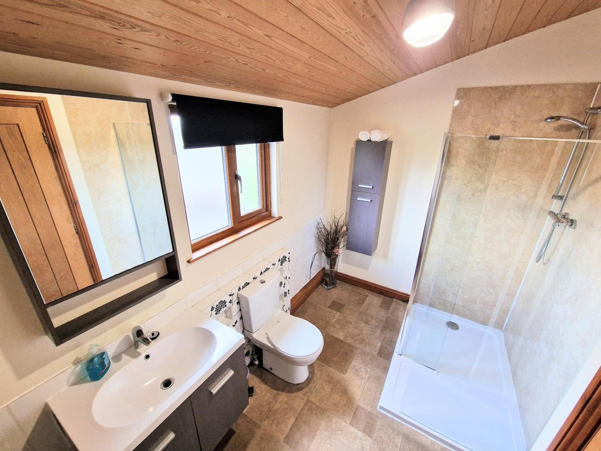 Ochil 8 With Private Hot Tub - Fife - Loch Leven - Lomond Hills Kelty Exterior foto