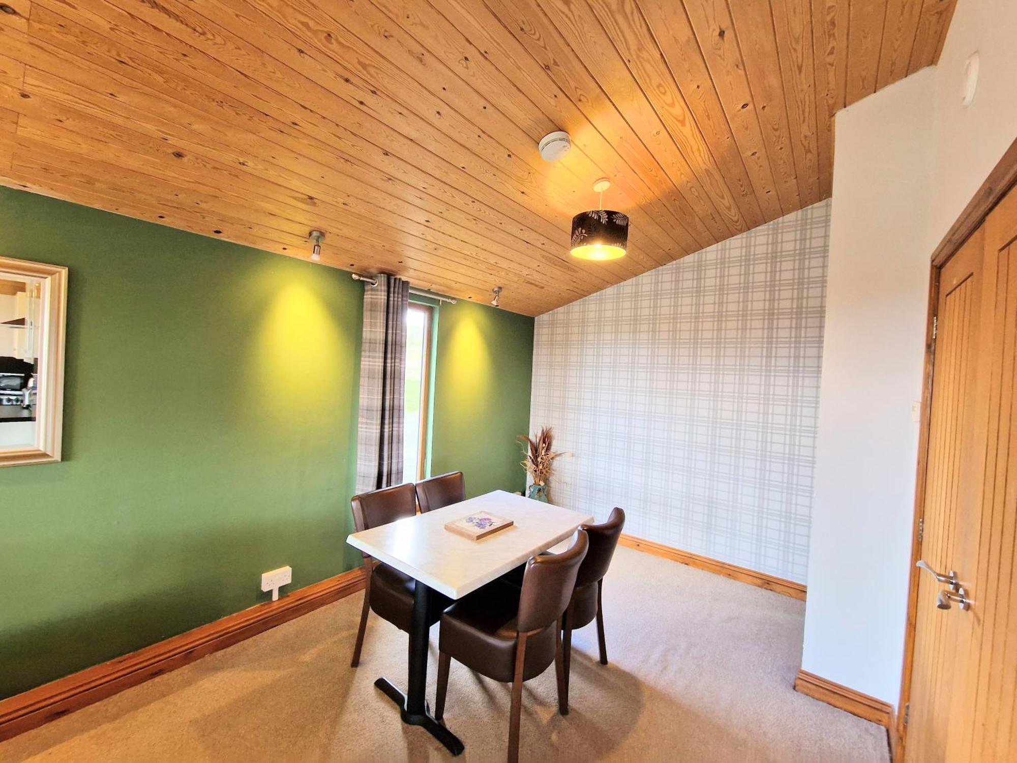 Ochil 8 With Private Hot Tub - Fife - Loch Leven - Lomond Hills Kelty Exterior foto