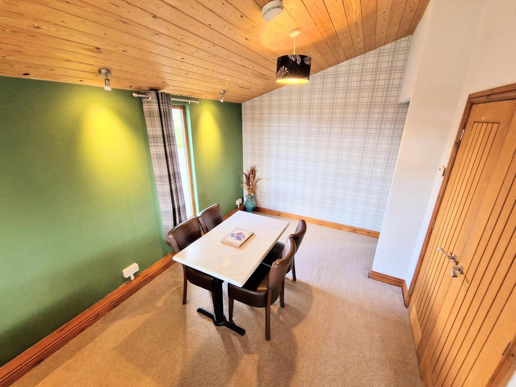 Ochil 8 With Private Hot Tub - Fife - Loch Leven - Lomond Hills Kelty Exterior foto