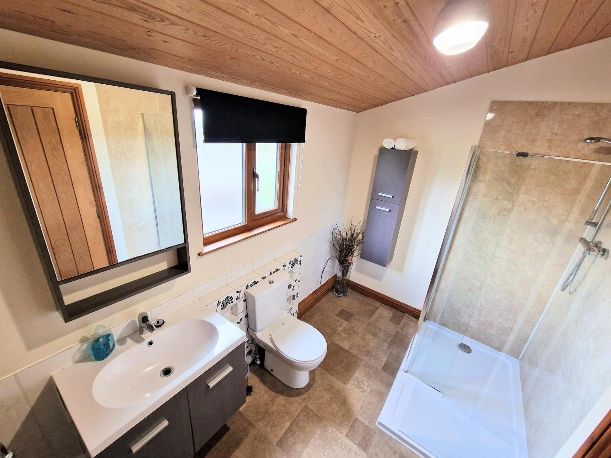 Ochil 8 With Private Hot Tub - Fife - Loch Leven - Lomond Hills Kelty Exterior foto