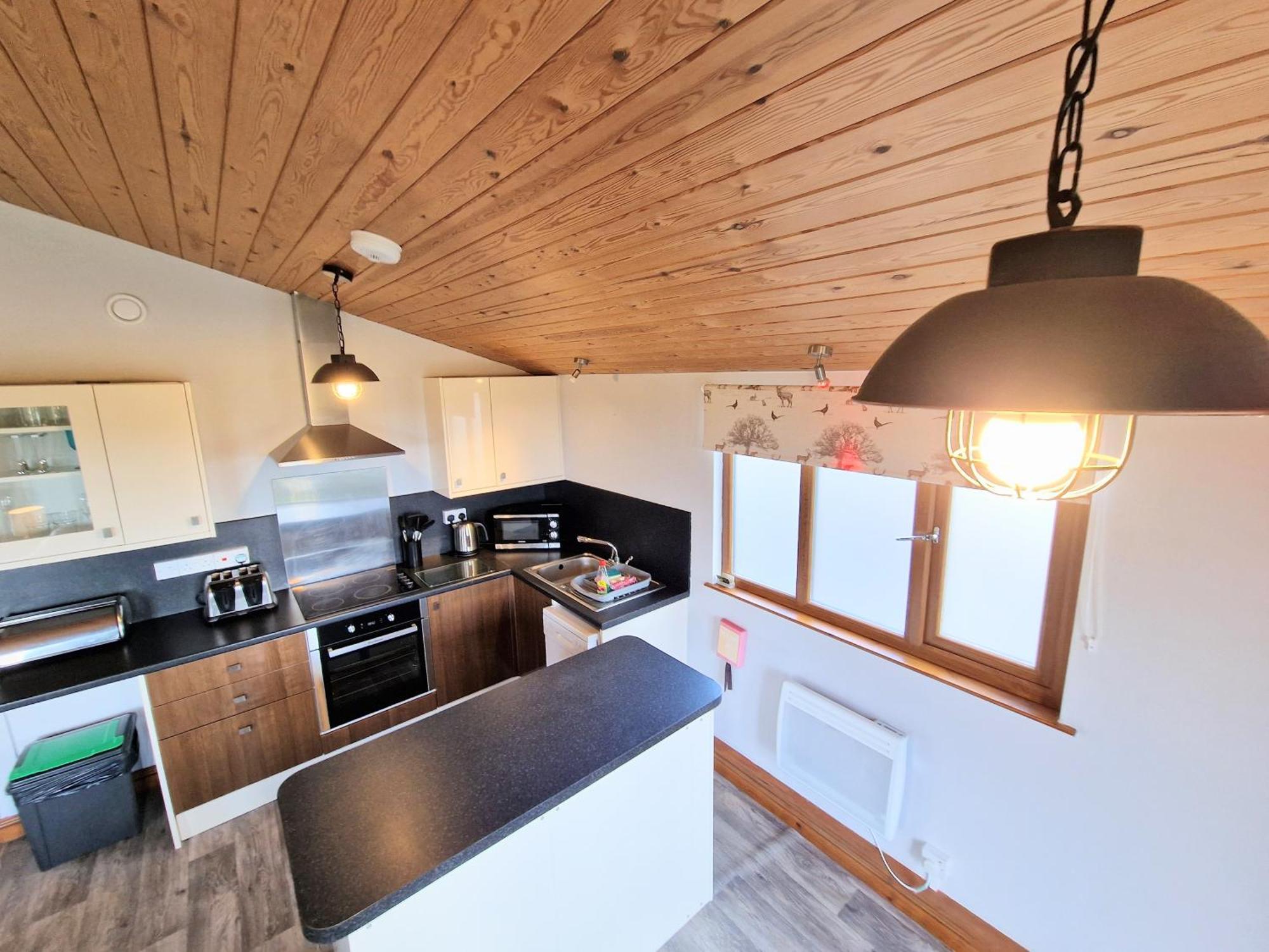 Ochil 8 With Private Hot Tub - Fife - Loch Leven - Lomond Hills Kelty Exterior foto